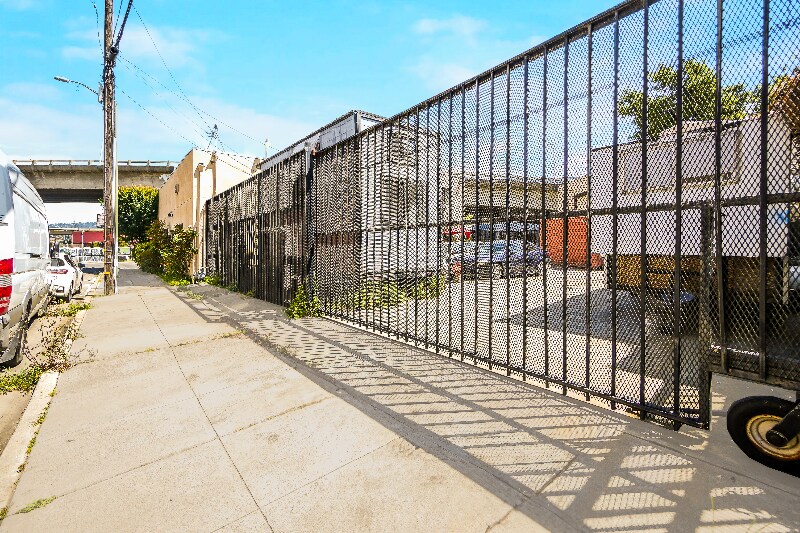 Building Photo - 1092 Calcot Pl
