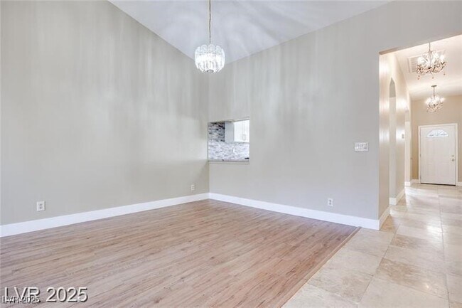 Building Photo - 2723 Seabridge Dr