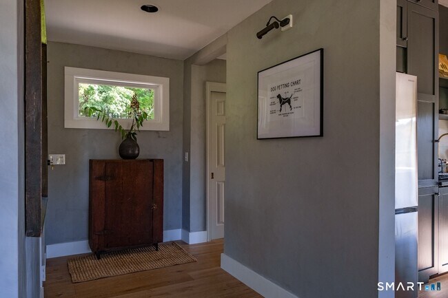 Building Photo - 69 Mudge Pond Rd