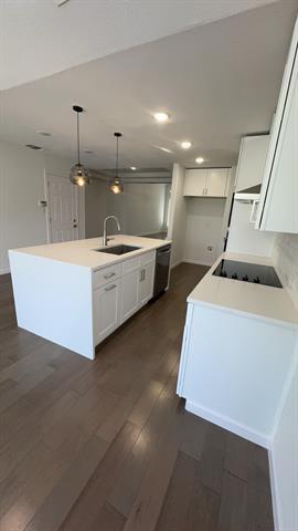 Building Photo - 3726 Cromwell Dr
