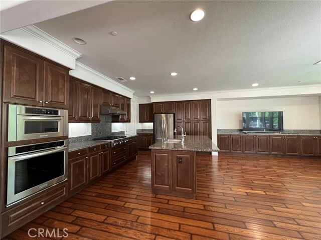 Building Photo - 160 Willowbend