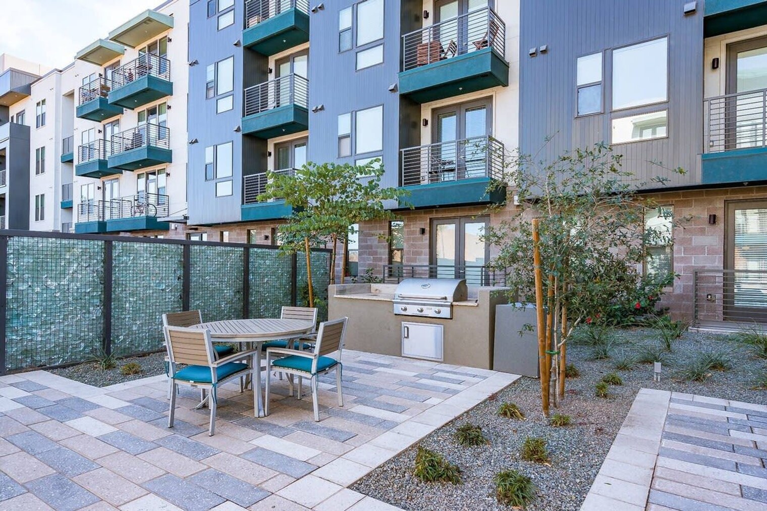 Building Photo - 555 N College Ave