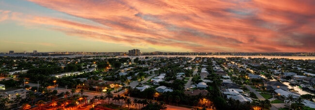 Building Photo - 4200 N Ocean Dr