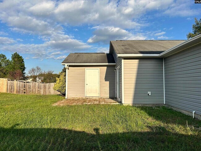 Building Photo - 218 Cogburn Rd
