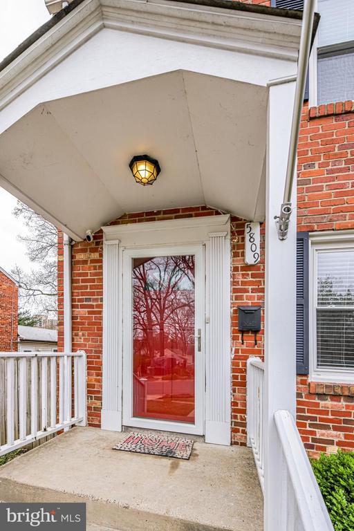 Primary Photo - 5809 Mt Vernon Dr