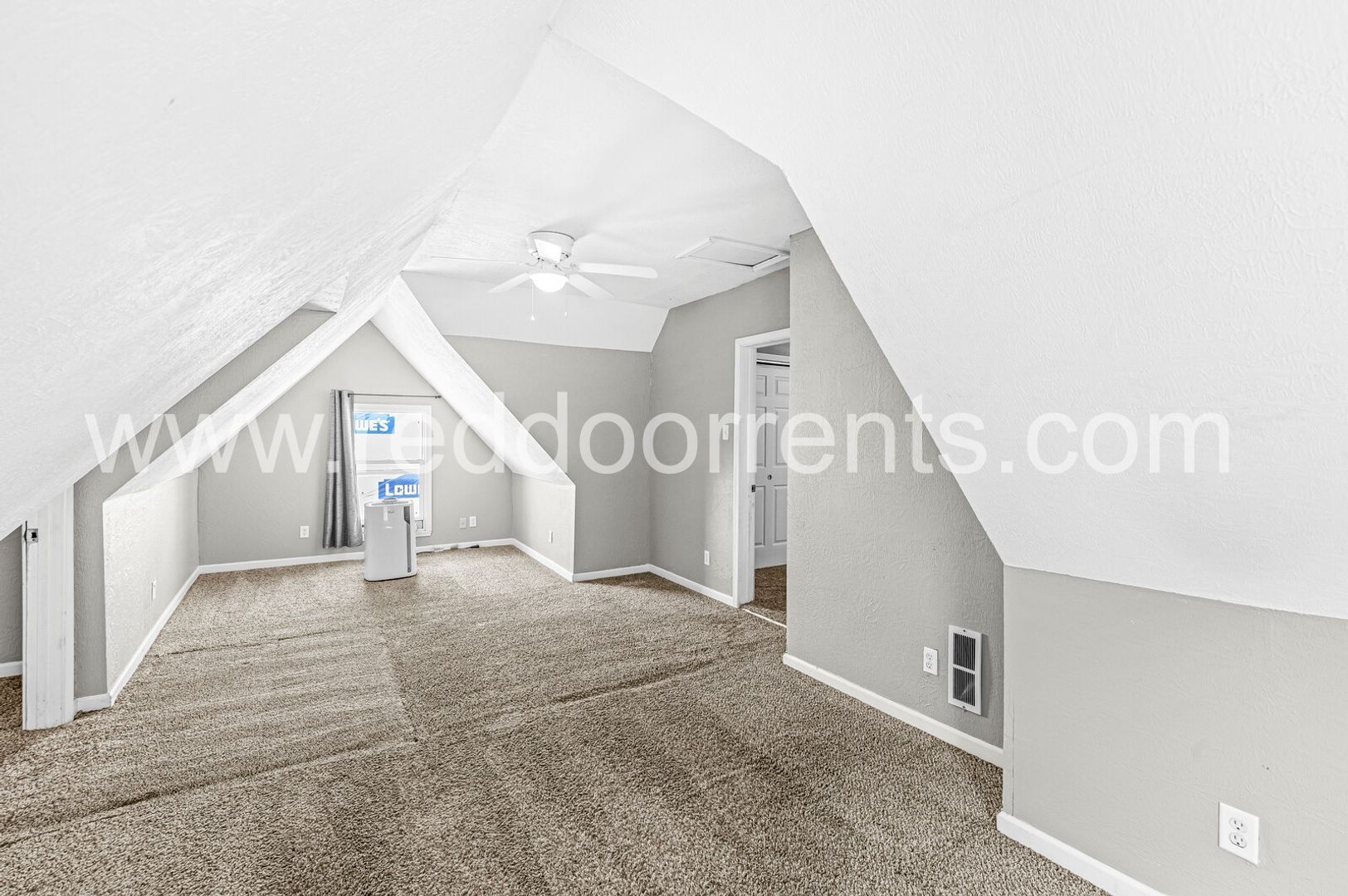 Building Photo - 2037 Bellefontaine St