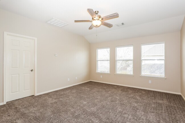 Building Photo - 18210 Olive Tree Ct