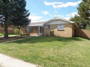 Building Photo - FREE AUGUST RENT! - Brick Ranch with 4 bed...