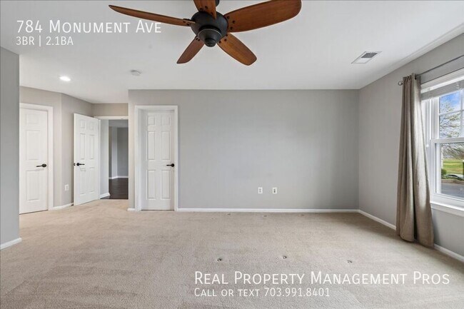 Building Photo - 784 Monument Ave