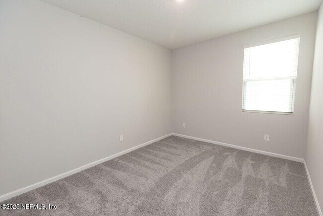 Building Photo - 14655 Macadamia Ln