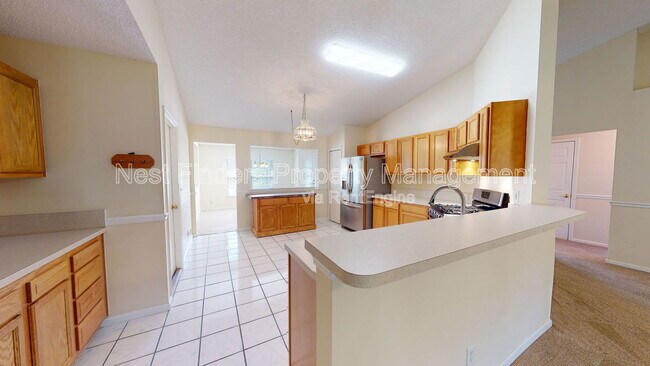 Building Photo - 1826 Blue Ridge Dr