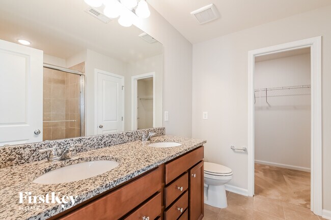 Building Photo - 2114 Attend Xing