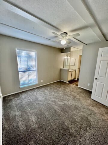 Building Photo - 6200 W Tidwell Rd