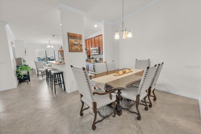 Building Photo - 5527 Palmer Cir