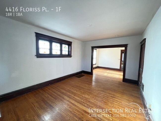 Building Photo - HUGE 1 bedroom Available NOW!