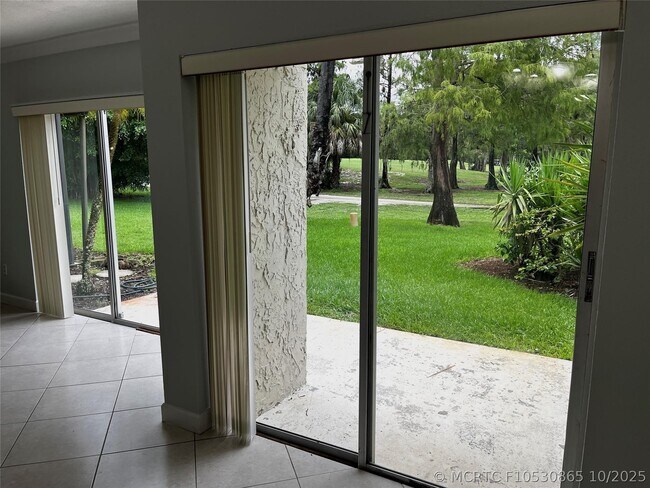 Building Photo - 8149 Lagos De Campo Blvd