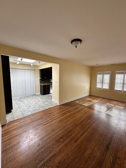 Dining Room - 1234 Pleasant Hill Rd