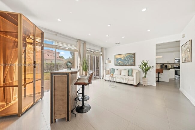 Building Photo - 547 NW 157th Ln