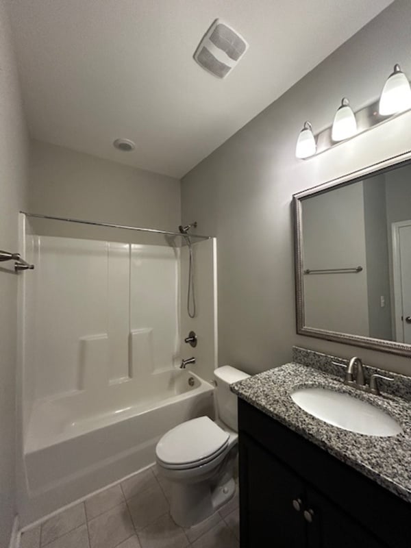 Building Photo - 321 Madison Park Dr