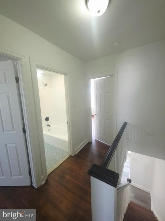 Building Photo - 154 N Carol Blvd