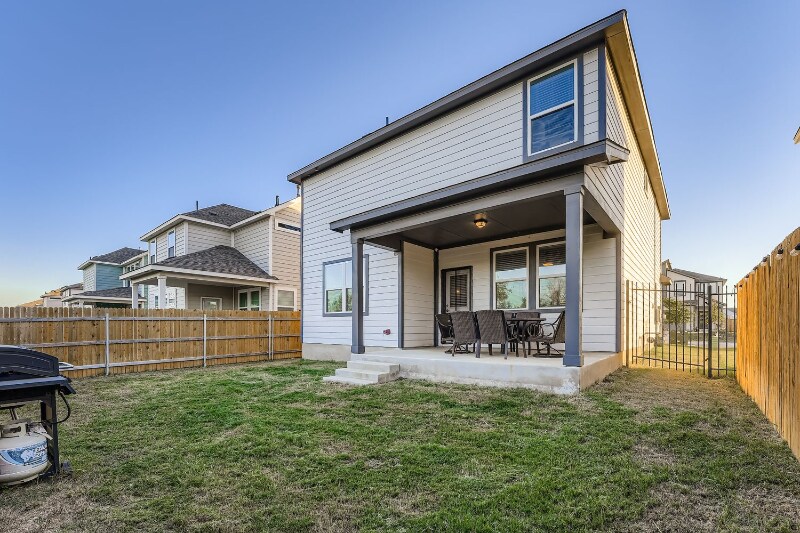 Building Photo - 2902 Bronx Dr