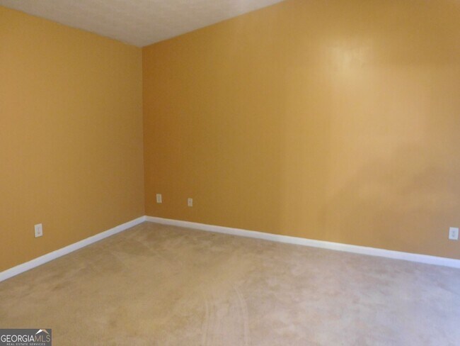 Building Photo - 566 Pond Lillies Rd SE