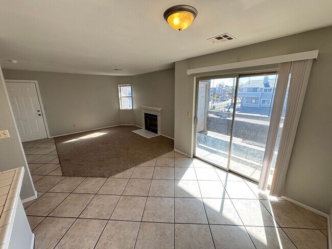 Building Photo - 6208 Yerba Ln