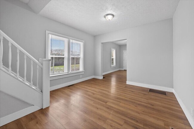 Building Photo - 2956 Central Ave - $1,250/mo.