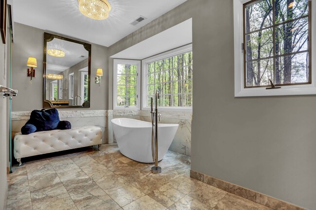 Building Photo - An Unbelievable Rental Opportunity – Grand...