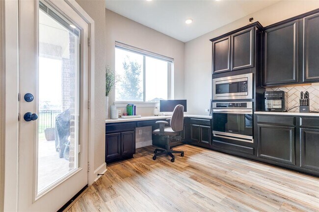 Building Photo - 23623 Lively Ferry Ln