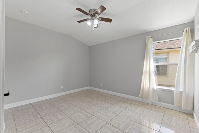 Building Photo - 14138 Concord Meadow Ln