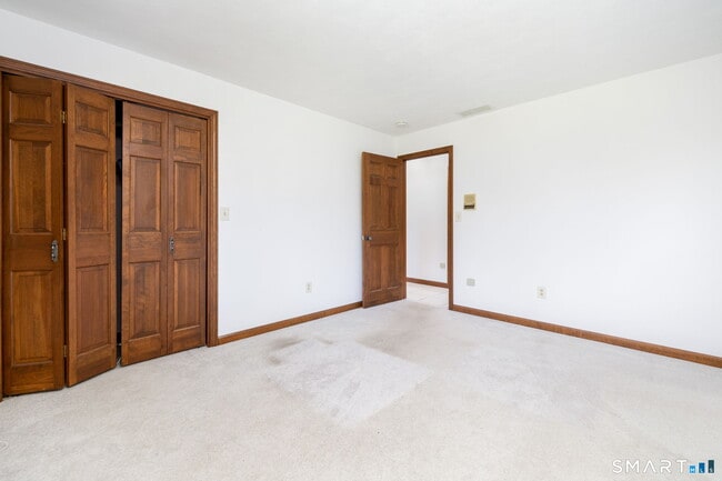 Building Photo - 428 Maple St