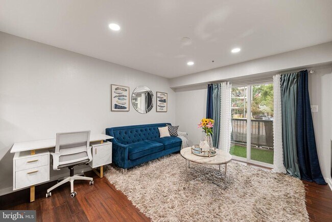 Building Photo - 3309 Wyndham Cir
