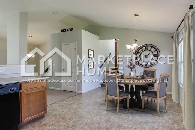 Building Photo - 4722 Torrington Dr SE