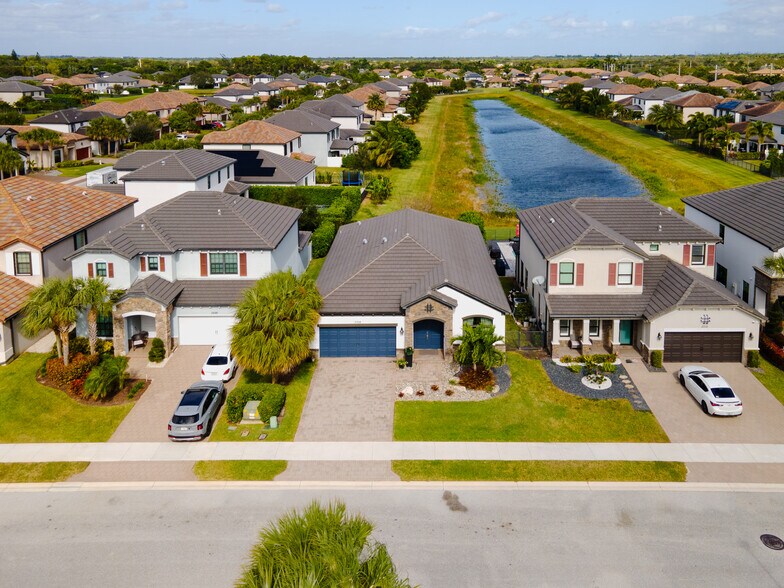 Building Photo - 5704 Sandbirch Way