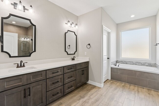 Building Photo - 7309 Longitude Ct