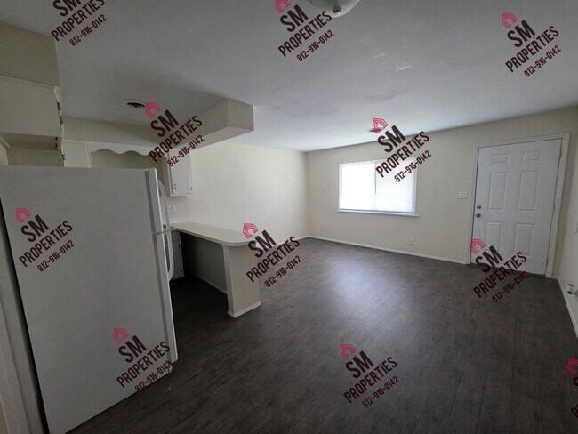 Building Photo - 406 Edgar St