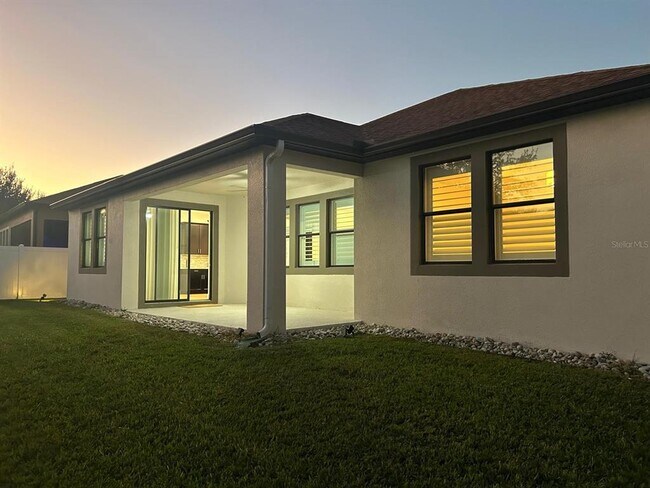 Building Photo - 7591 Purple Finch St