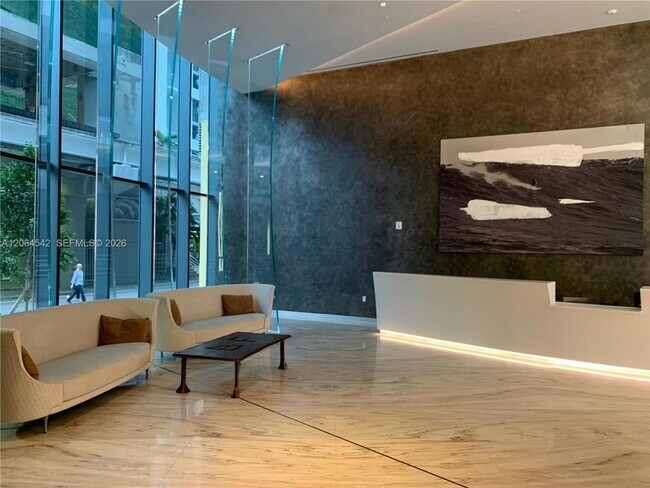 Building Photo - 1000 Brickell Plaza