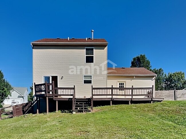 Building Photo - 2807 Presidential Dr