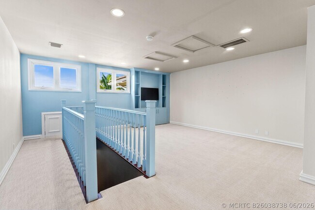 Building Photo - 3 Isla Bahia Dr