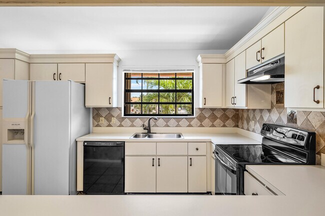 Building Photo - 206 Congressional Way