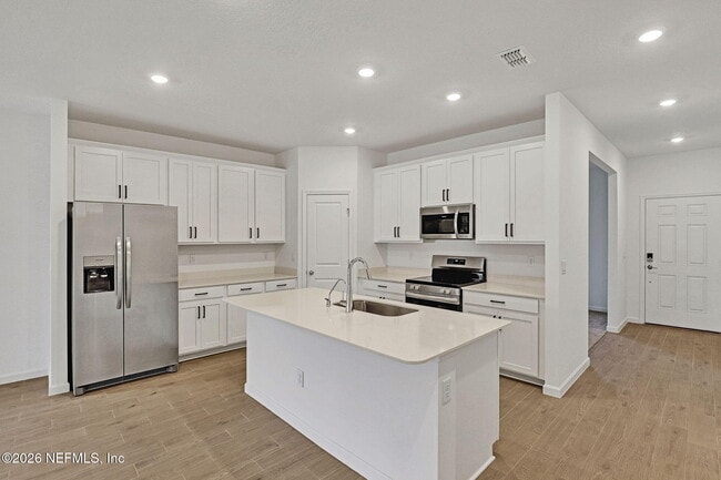 Building Photo - 89 Kingsley Pk Wy