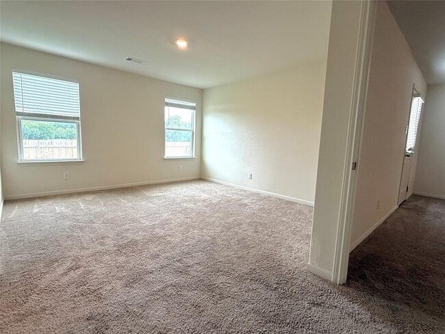 Building Photo - 353 Cres Park Dr