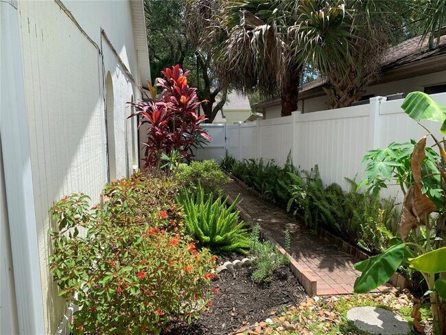 Building Photo - 3071 Spirea St
