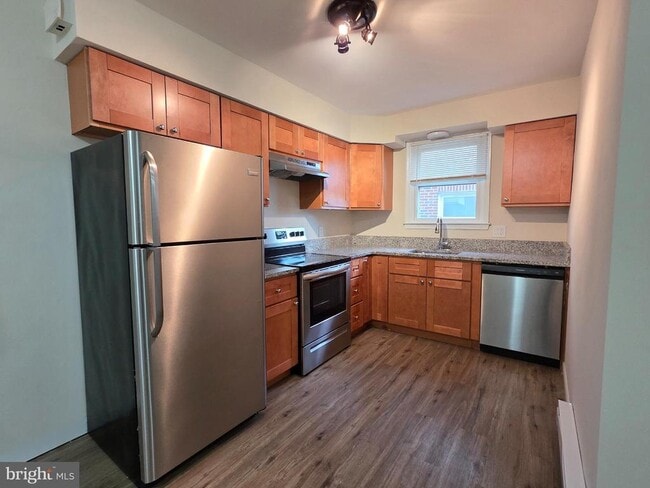 Building Photo - 1022 Fox Chase Rd