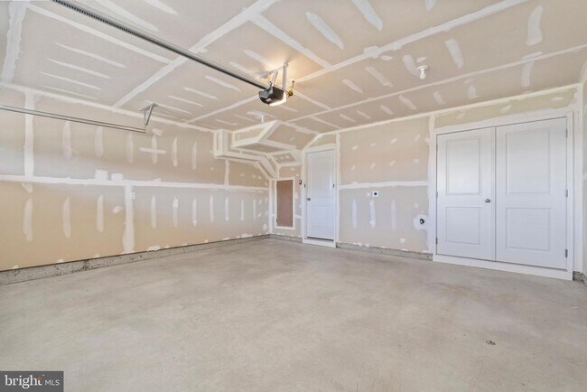 Building Photo - 1830 Parham Wy