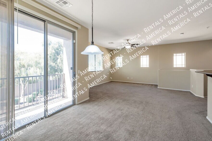 Building Photo - 1250 S Rialto