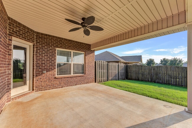 Building Photo - 861 River Landing Blvd SW