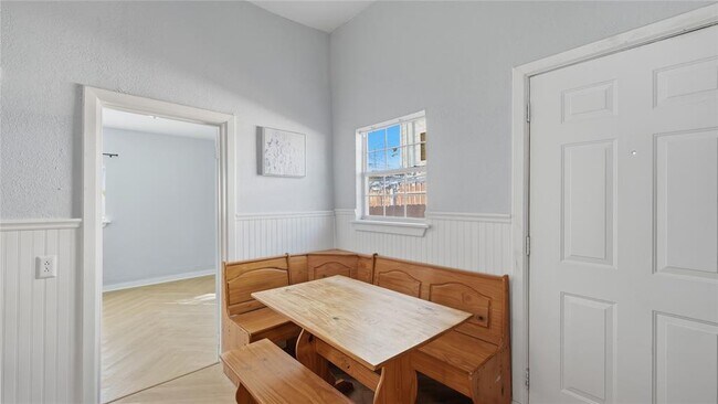 Building Photo - 234 Princeton Ave